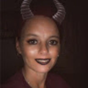 Meet your Posher, Casie